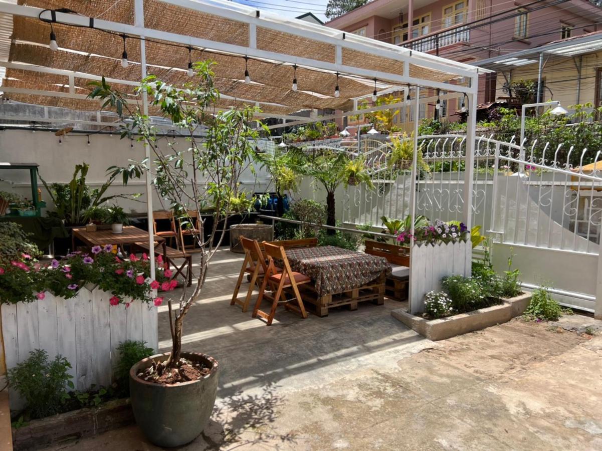 ฟลาวเวอร์สแอนด์ร็อคส์ วิลลา Villa ดาลัด ภายนอก รูปภาพ